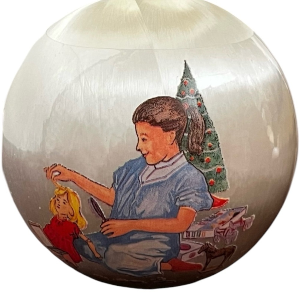 Vintage 1993 Sherris Christmas Remembrance An Old Salon Tale Holiday Ornament - Picture 1 of 5